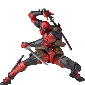 New Marvel DEADPOOL Marvel Complete Replaceable hands faces eyes Stand & Weapons